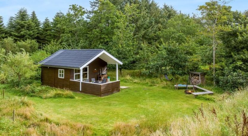 Photo of "Unge" - 2.9km from the sea