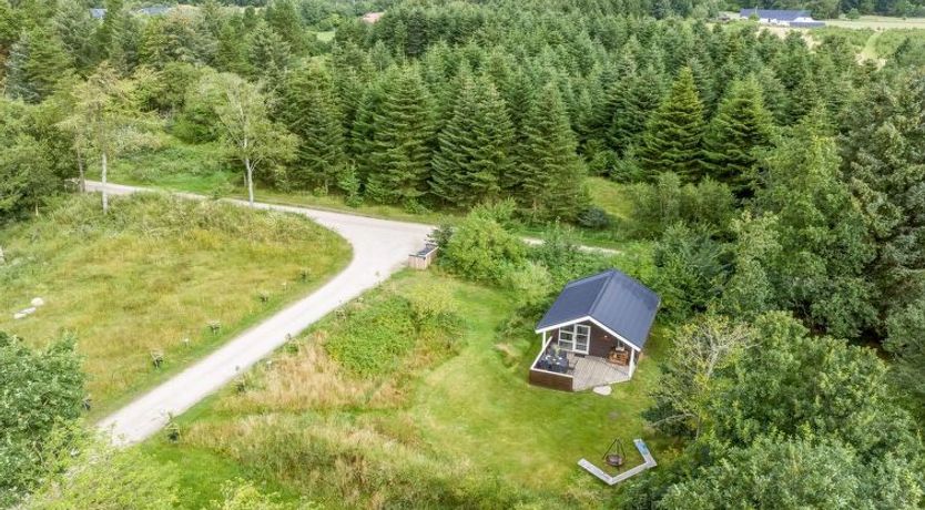 Photo of "Unge" - 2.9km from the sea