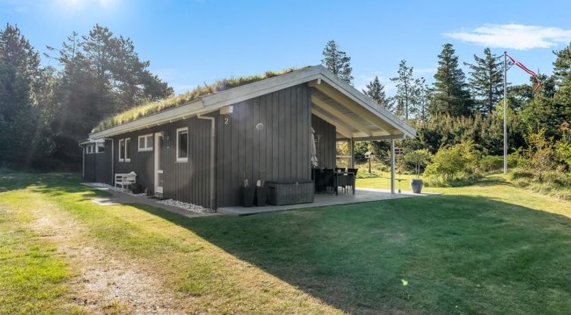 Photo of "Elisenda" - 2.2km from the sea