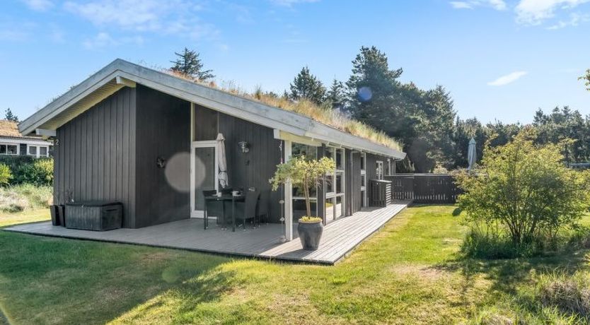 Photo of "Elisenda" - 2.2km from the sea