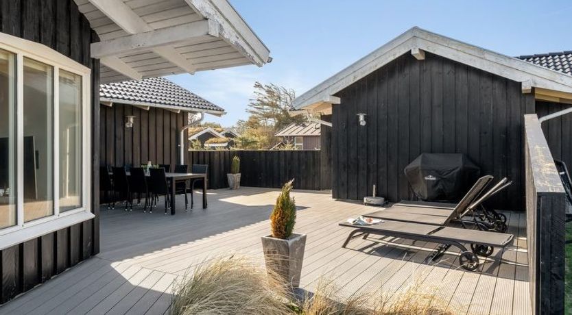 Photo of "Djuna" - 550m from the sea