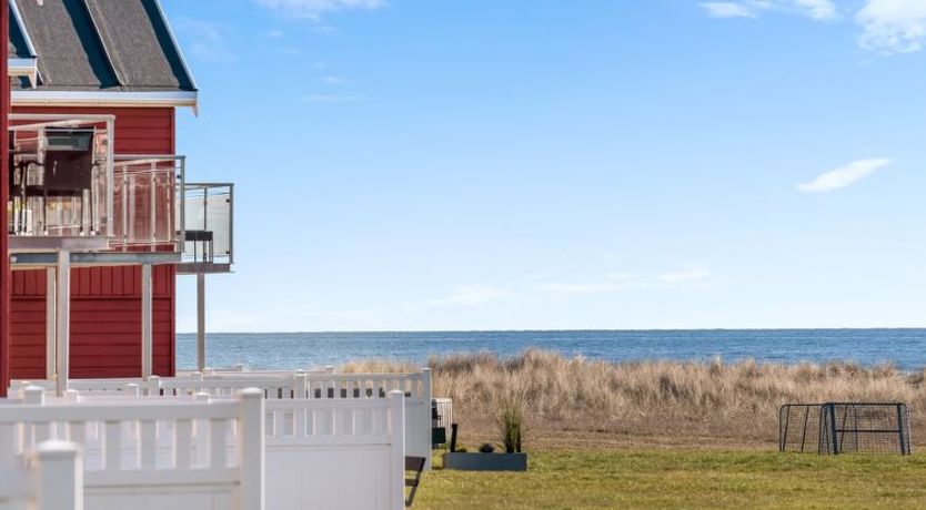 Photo of "Arton" -  from the sea