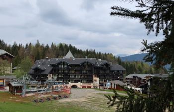 Grand Morillon Holiday Home