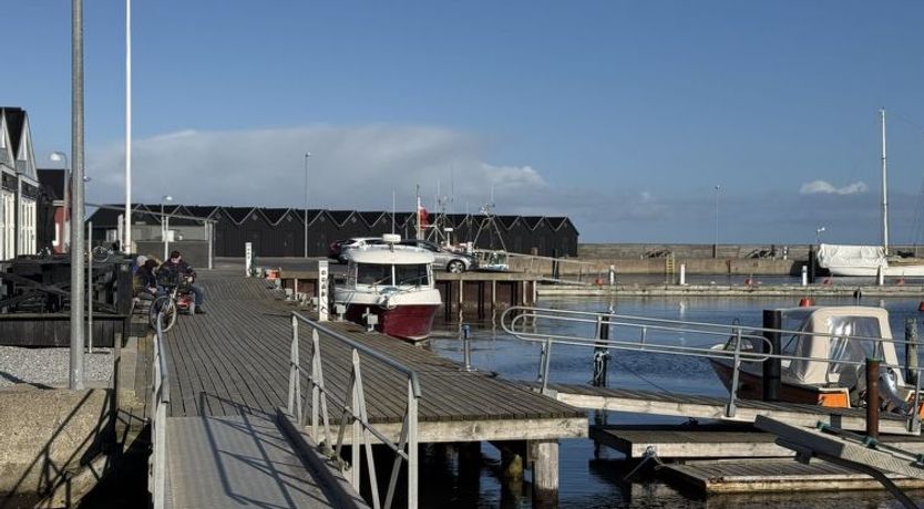 Photo of "Elevus" -  from the sea