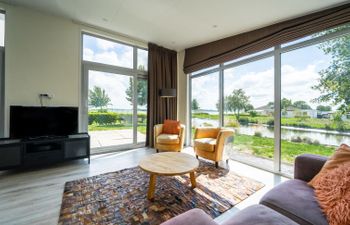 Pavilion 4 Holiday Home