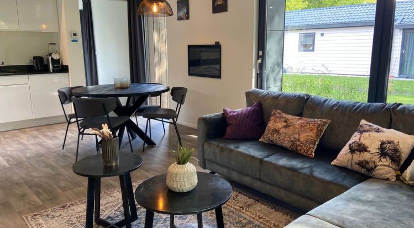 Photo of Pavilion Maximaal 4