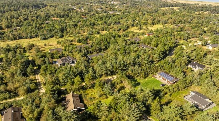 Photo of "Matthea" - 900m from the sea