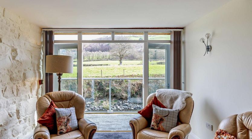 Photo of 2 Bed in Llanidloes