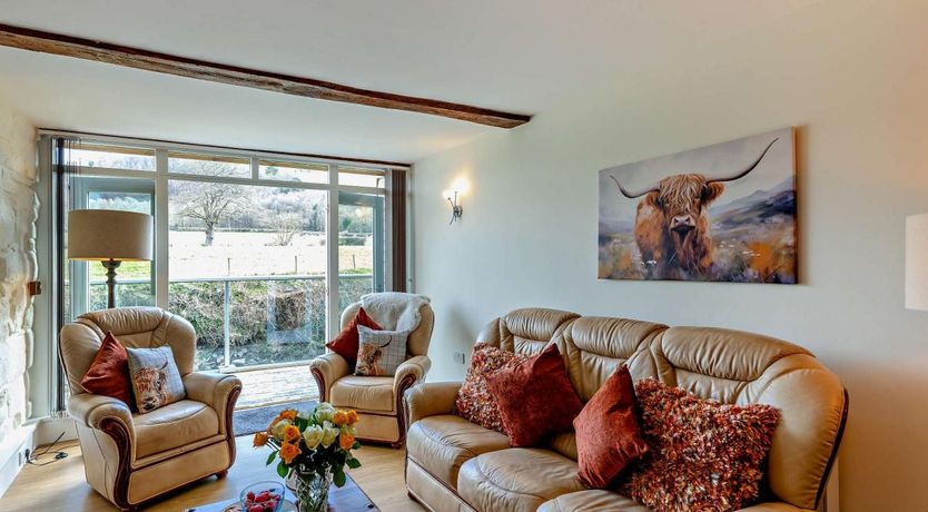 Photo of 2 Bed in Cwmbelan