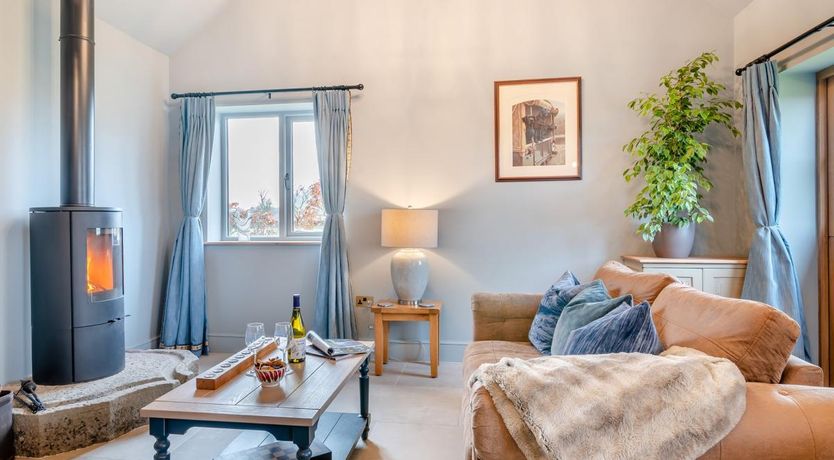 Photo of 1 Bed in Tirley