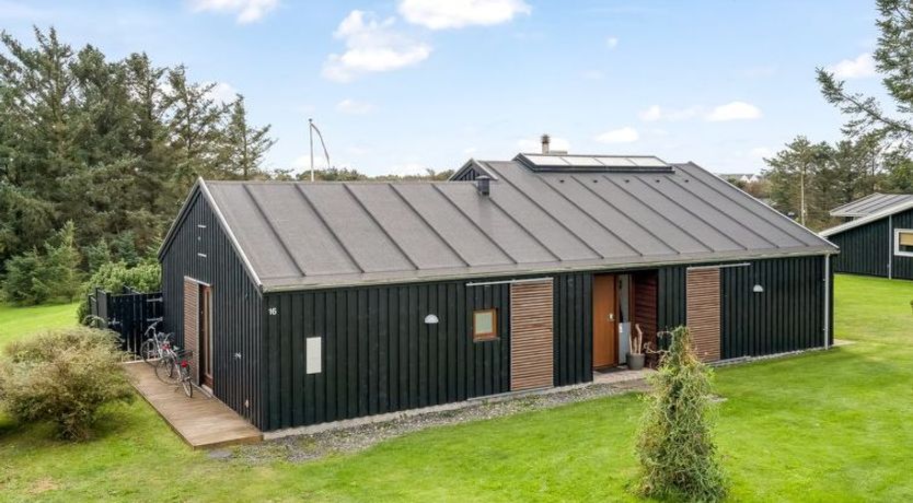 Photo of "Algeth" - 758m from the sea