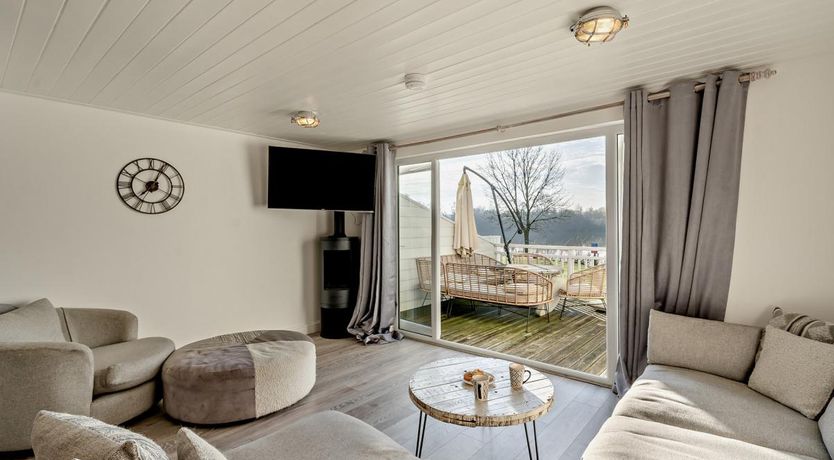 Photo of 3 Bed in South Cerney