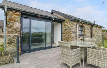 Tyddyn Bach Holiday Home