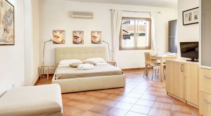 Photo of Cristal Blu