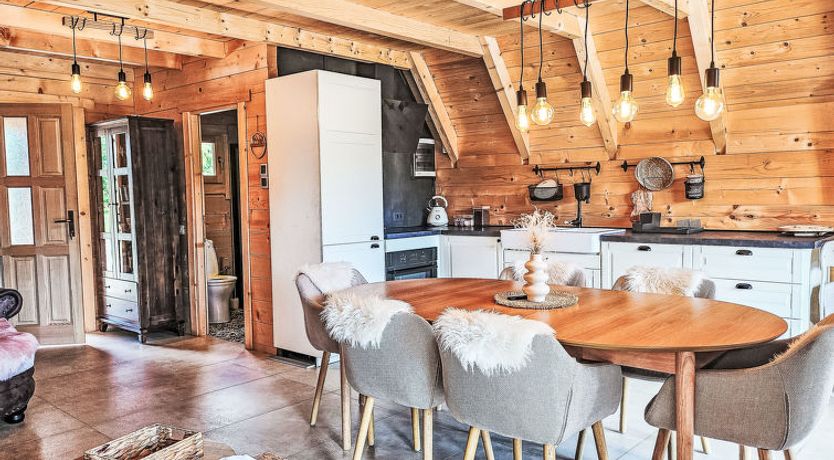 Photo of Tomina Koliba Lika