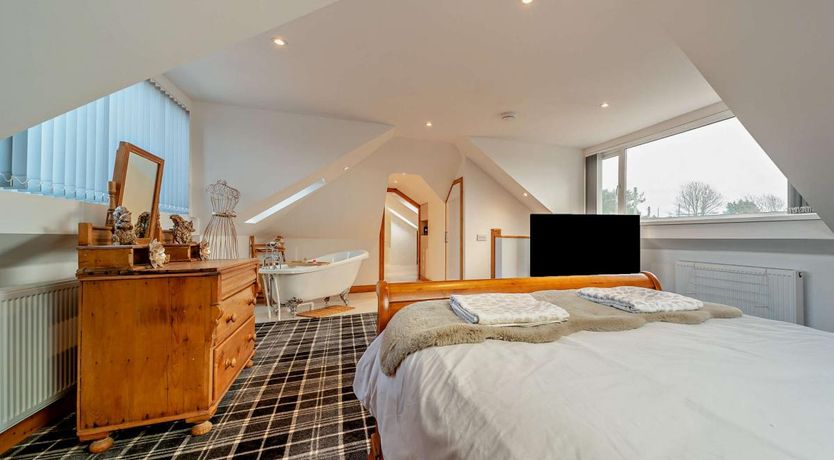 Photo of 4 Bed in Portpatrick