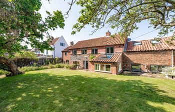 Shipyard Quay Holiday Home