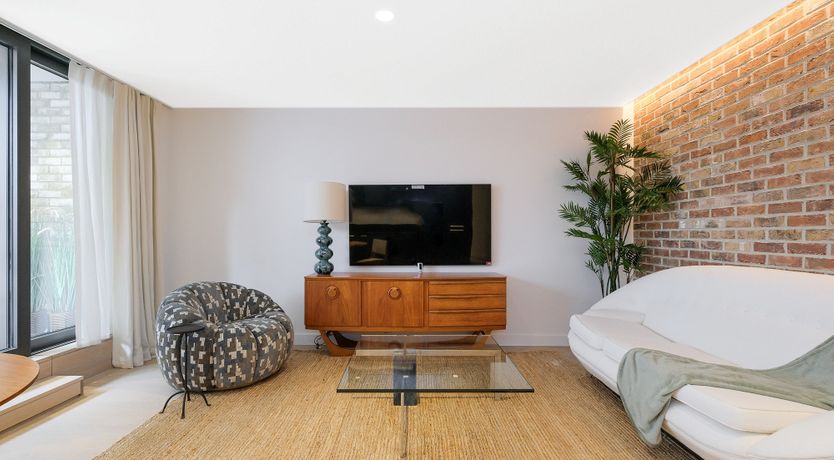 Photo of Slow in the City