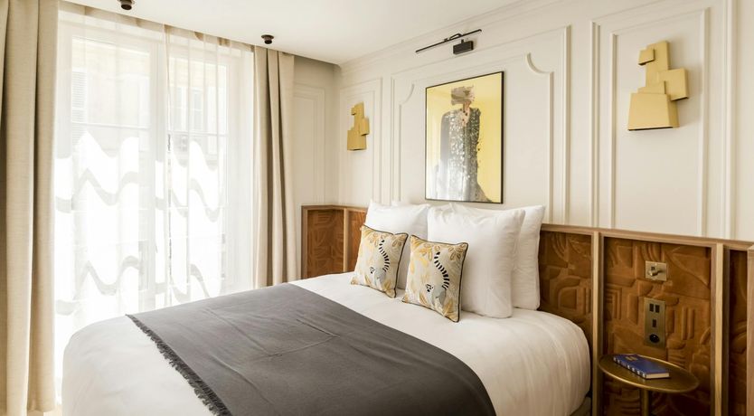 Photo of Silver Pearl