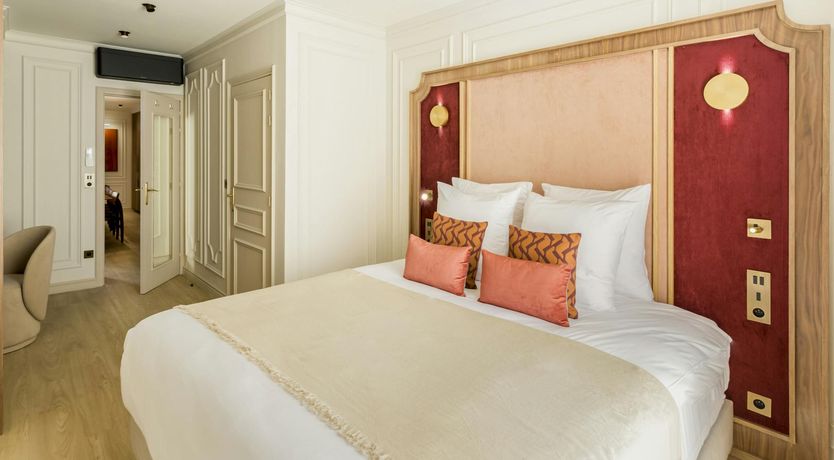 Photo of Silver Pearl