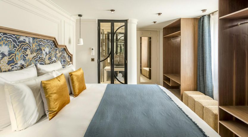 Photo of Silver Pearl