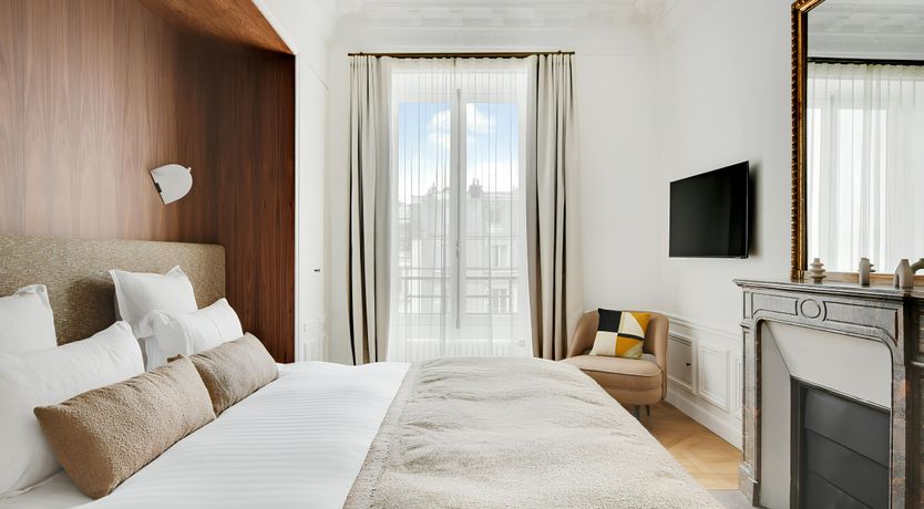 Photo of Louvre Grandeur