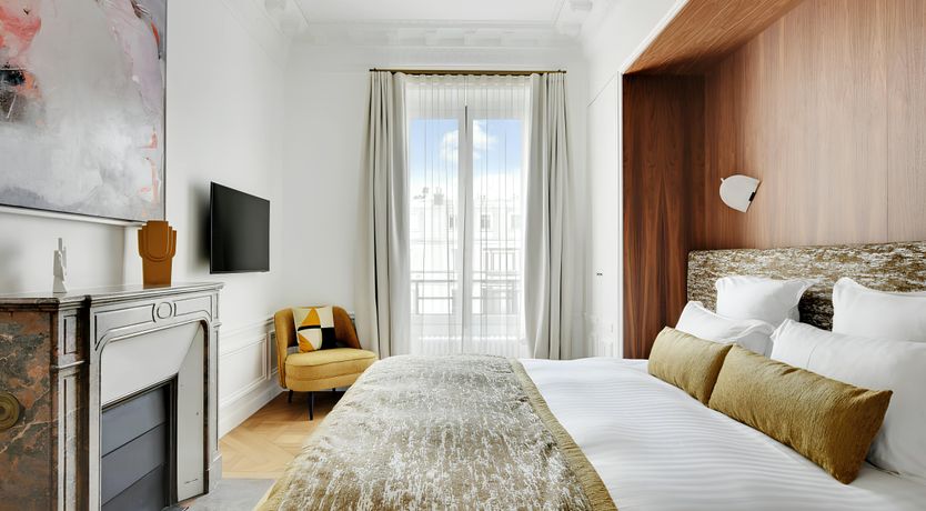 Photo of Louvre Grandeur