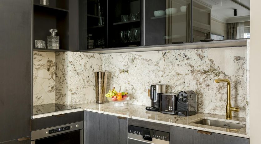 Photo of Glittering Pearl