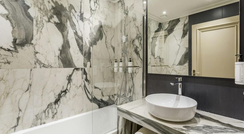 Photo of Glittering Pearl