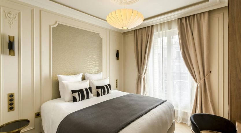 Photo of Glittering Pearl