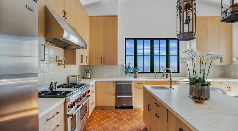 Photo of Ocean Symphony