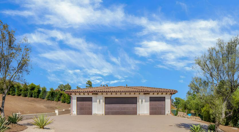 Photo of Ocean Symphony