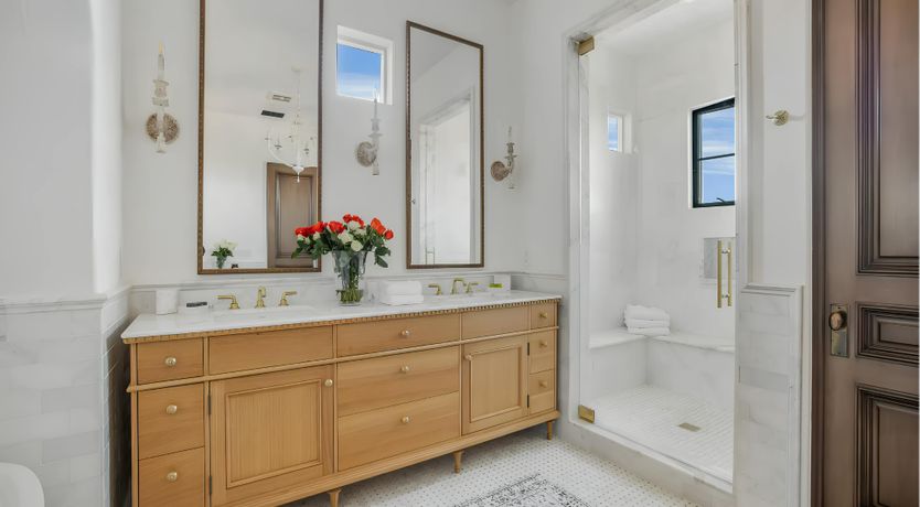 Photo of Ocean Symphony