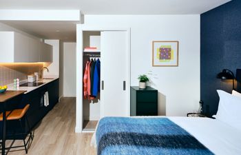 Canary Cosy Holiday Home