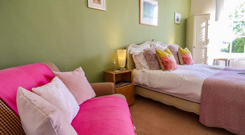 Photo of English Bliss