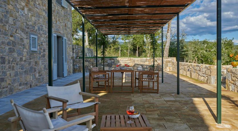 Photo of Vines & Vistas