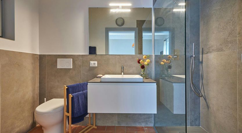 Photo of Vines & Vistas