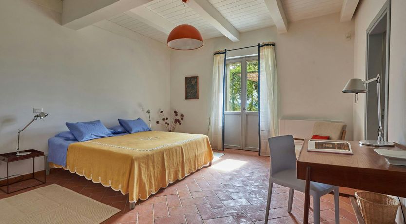 Photo of Vines & Vistas