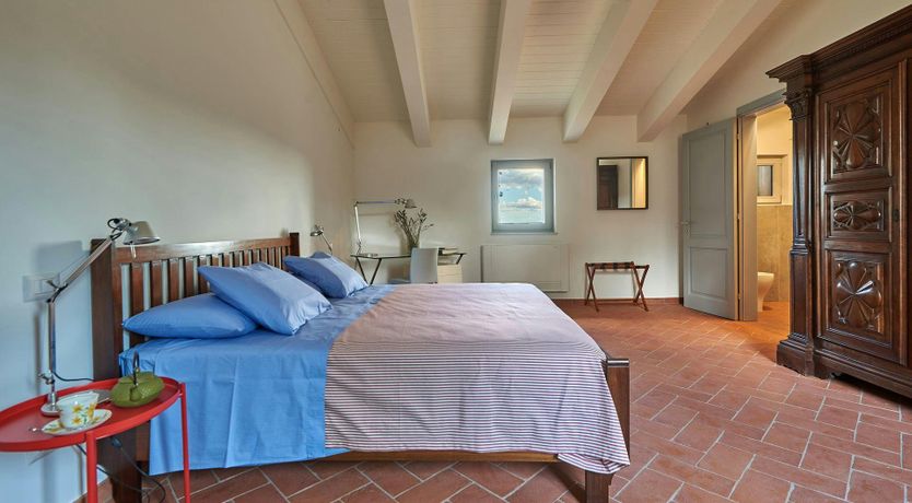 Photo of Vines & Vistas