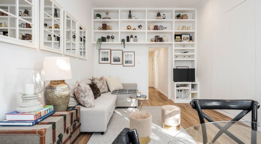 Photo of Thacker, William