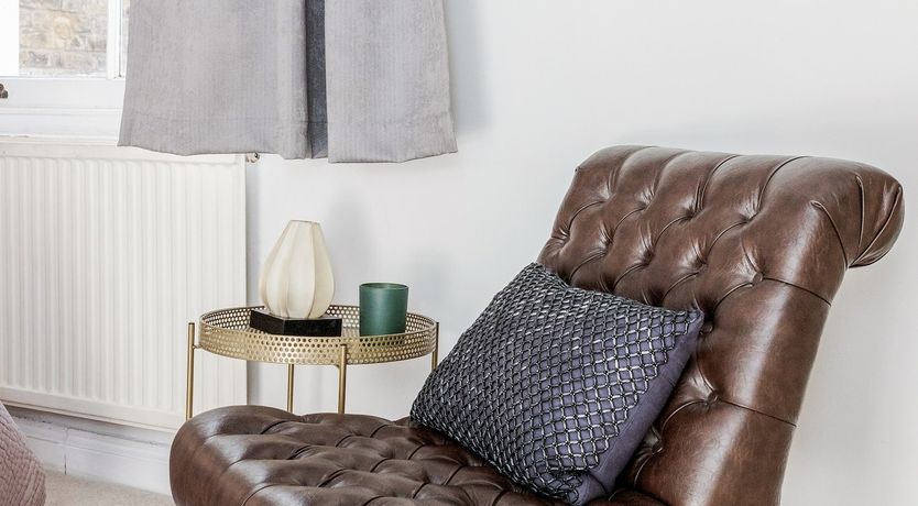 Photo of Thacker, William