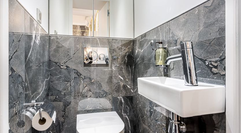 Photo of Ornate Gold