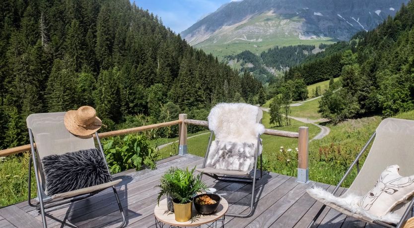 Photo of Mountain Modern