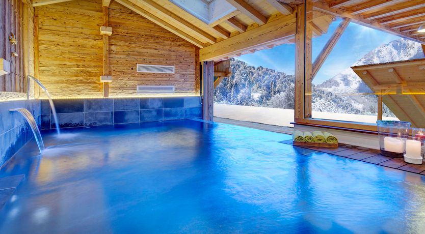 Photo of Mountain Romance