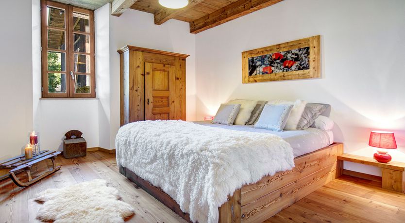 Photo of Mountain Romance