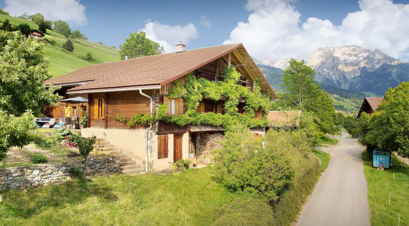 Photo of Slopes & Skis