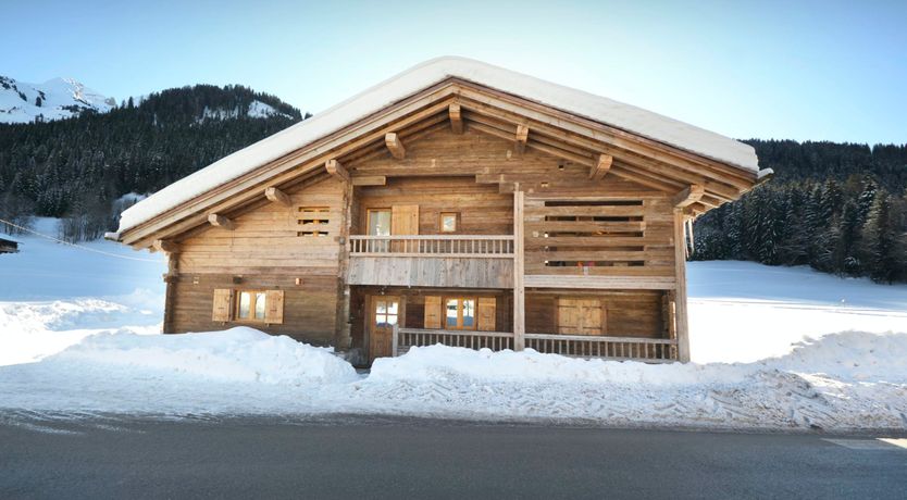 Photo of Snowcapped Woods