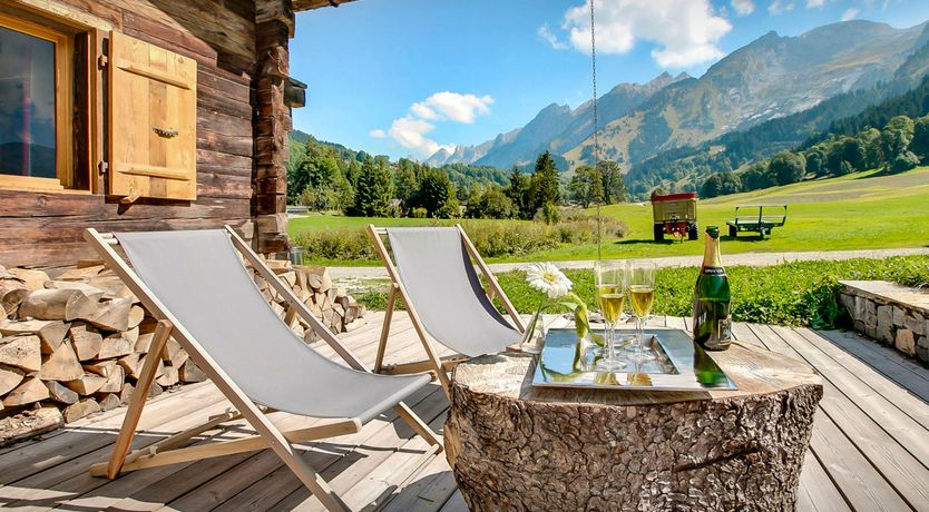 Photo of Snowcapped Woods