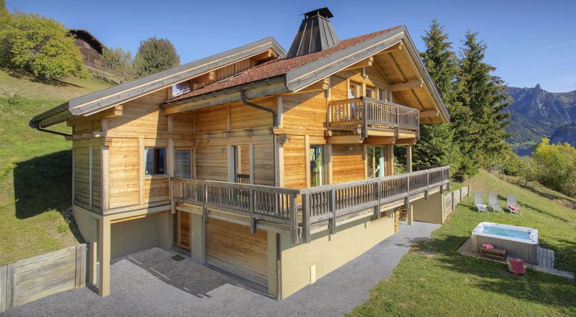 Photo of Mountain Idyll