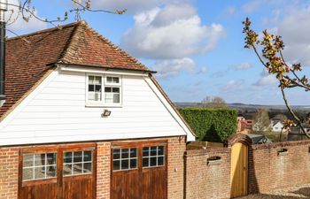 Orchard Reverie Holiday Home